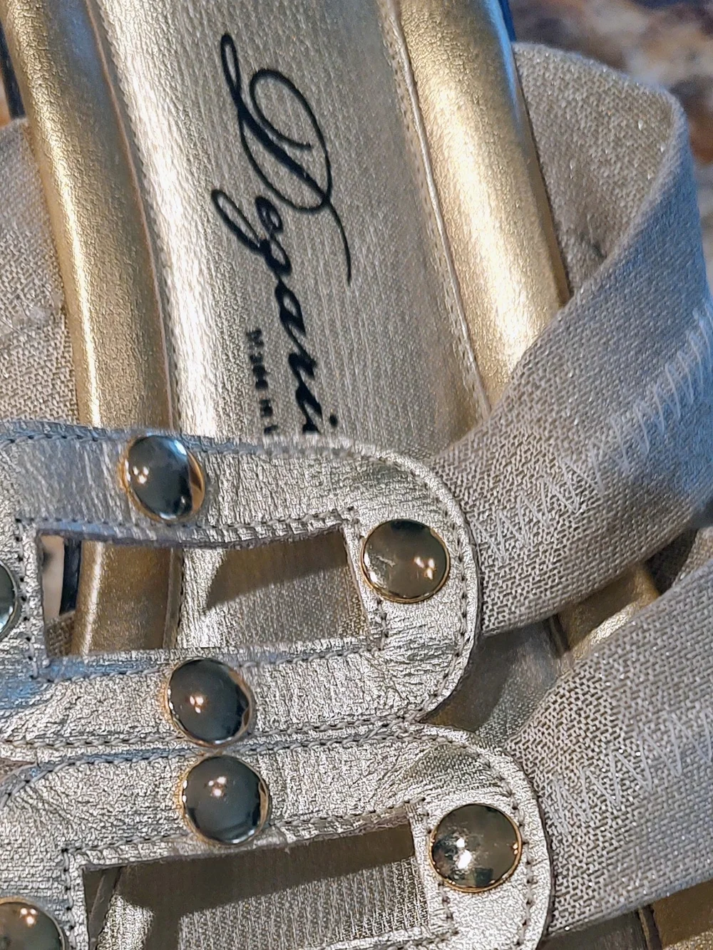Dezario Gold Wedge Sandals